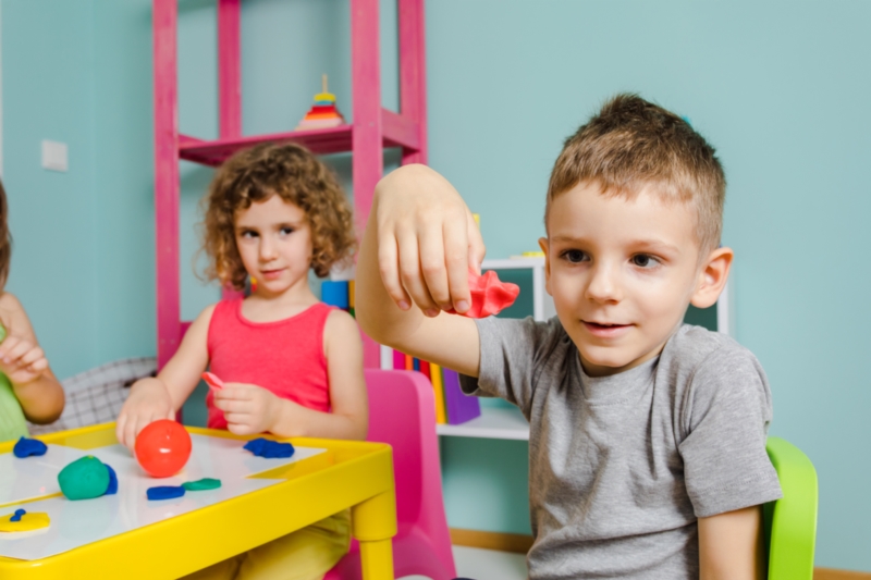 Image 3 : Crèche et foyer de jour enfant à Erpeldange-sur-Sûre : Kannerhaus Wooltz Asbl - Mini-Crèche Bëschmais Erpeldange