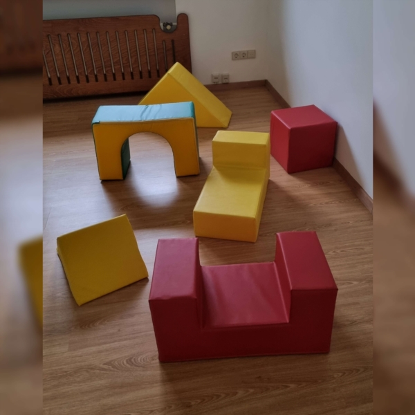 Image 18 : Crèche et foyer de jour enfant à Bergem : Le Chat Potté Sàrl