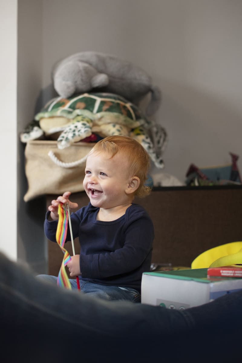 Enfant de 10 mois en crèche au Luxembourg